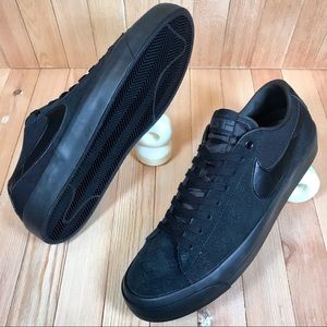 Nike SB Zoom Blazer Low Pro GT Black Skate Shoes